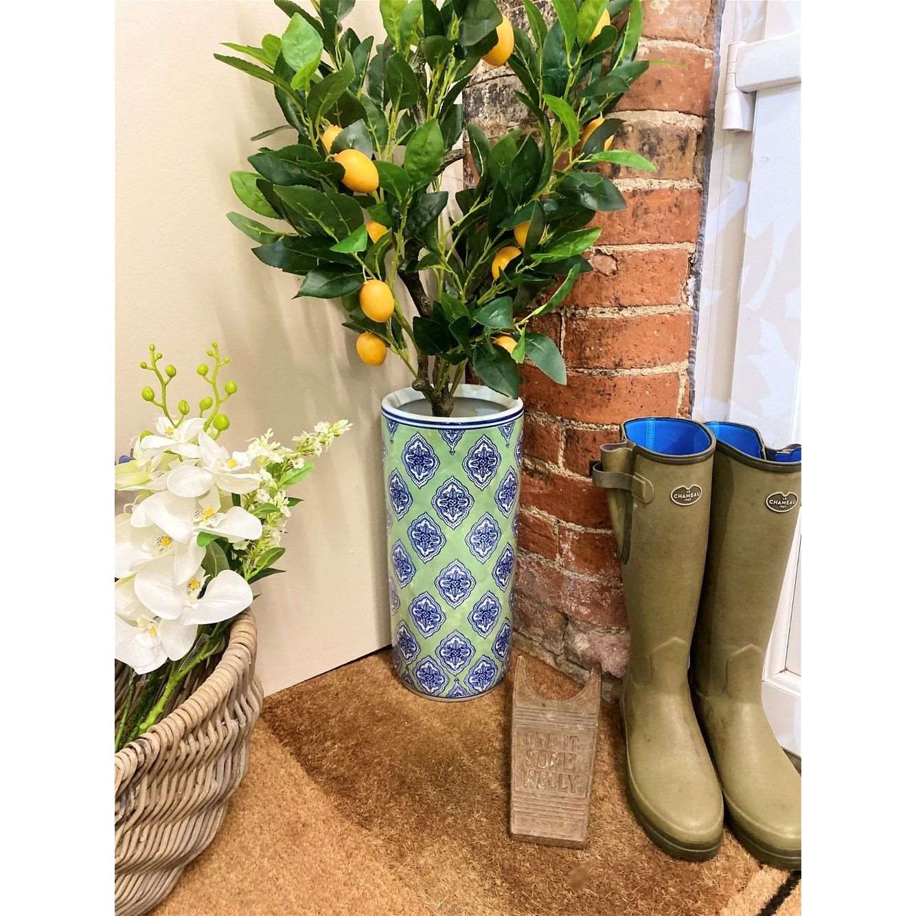 Green and White Diamond Print Umbrella Stand