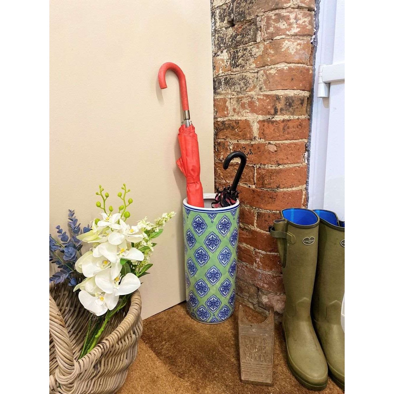 Green and White Diamond Print Umbrella Stand